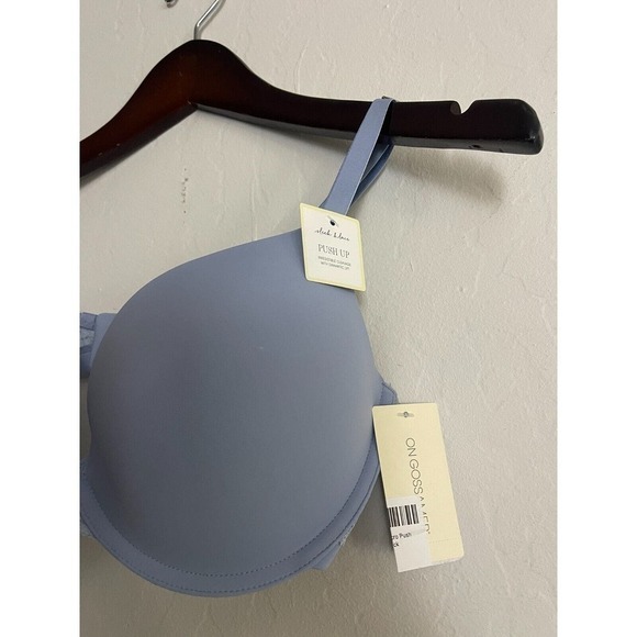 On Gossamer 32DD Bra Sleek Micro Push Up Underwire Multi Wear NEW $50 - Picture 3 of 5